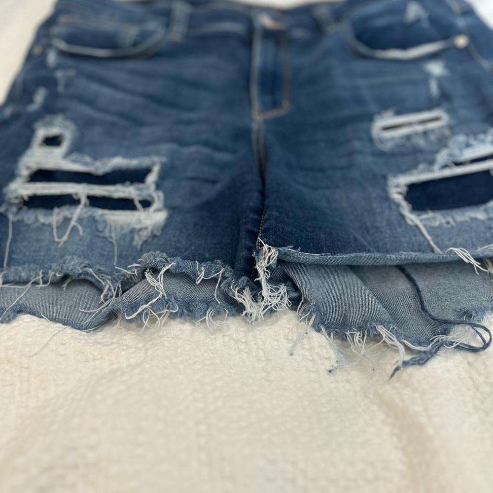 Judy Blue High-Waisted Blue Jean Shorts - Picture 2 of 5